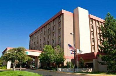 фото отеля Embassy Suites Hotel Denver - Aurora
