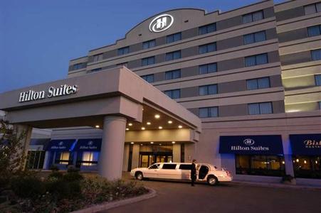 фото отеля Hilton Suites Winnipeg Airport