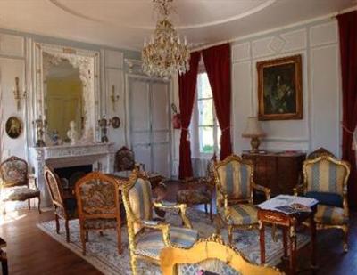 фото отеля Chateau De Chesne Nohant-en-Graçay