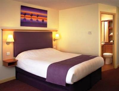 фото отеля Premier Inn Borehamwood