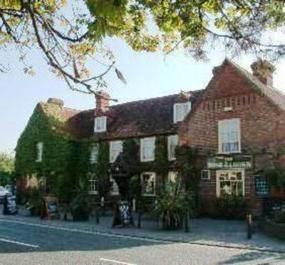 фото отеля Rose & Crown Inn Brockenhurst