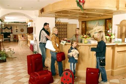 фото отеля Hotel Kaerntnerhof