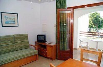 фото отеля Apartamentos Vista Playa I-II Menorca