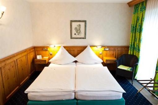 фото отеля Gimken Landhaushotel & Restaurant