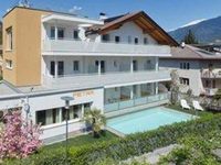 Petra Garni Hotel