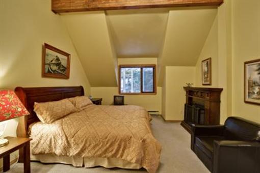 фото отеля Whistler Home & Chalet Rentals