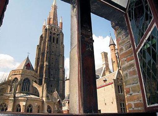 фото отеля Guesthouse Nuit Blanche Brugge
