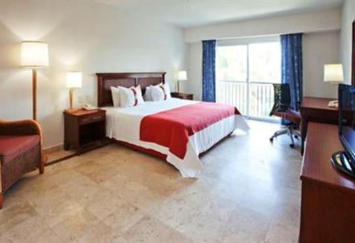 фото отеля Holiday Inn Aquamarina Ixtapa Zihuatanejo