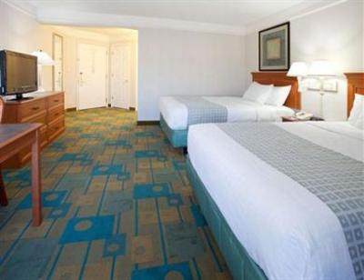 фото отеля La Quinta Inn and Suites Denver International Airport