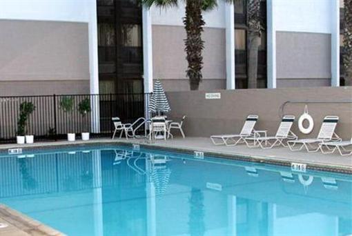 фото отеля Courtyard by Marriott Vallejo Napa Valley