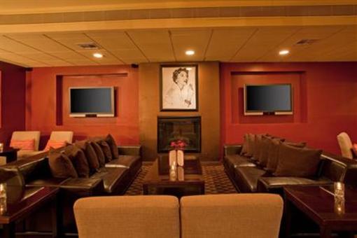 фото отеля Holiday Inn Universal Studios Hollywood