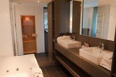 фото отеля Van Der Valk Hotel Amersfoort A1