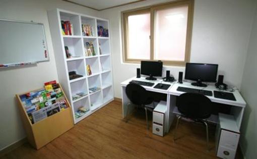 фото отеля Seoulwise Guesthouse