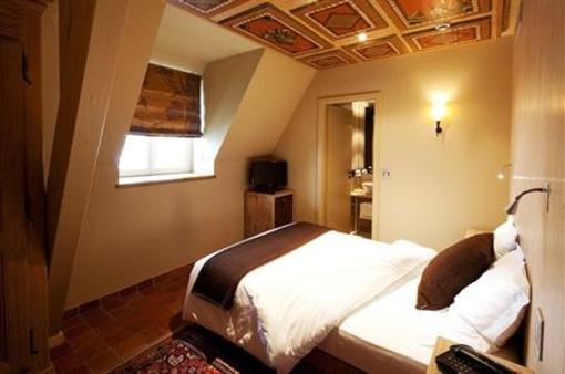фото отеля Hotel De l'Illwald Selestat