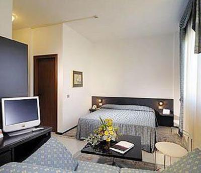 фото отеля Lu King Hotel