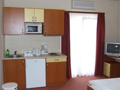 фото отеля Beach Hotel Siofok
