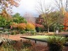 фото отеля Mount Beauty Holiday Centre & Caravan Park Accommodation