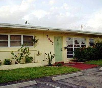 фото отеля Ambrosio's Inn Fort Lauderdale