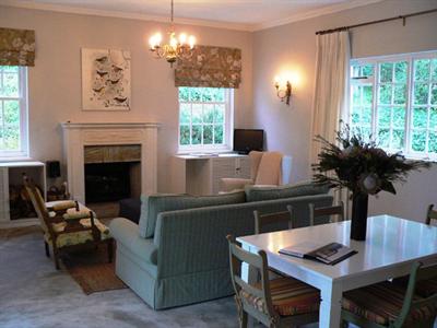фото отеля De Trafford Garden Cottage