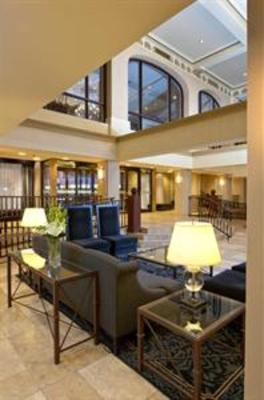 фото отеля Delta Bessborough