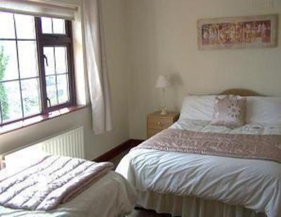 фото отеля Claddagh Moon B&B