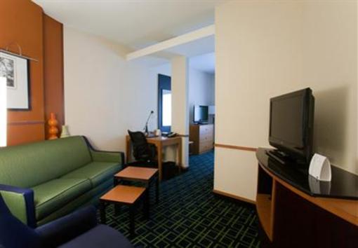 фото отеля Fairfield Inn & Suites Houston Conroe