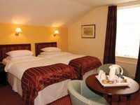 BEST WESTERN Falstaff Hotel