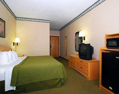 фото отеля Quality Inn & Suites Jackson Airport Pearl