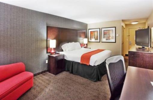 фото отеля Holiday Inn Express Hotel & Suites Cumming