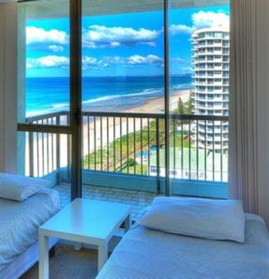 фото отеля Hibiscus On The Beach Apartment Gold Coast