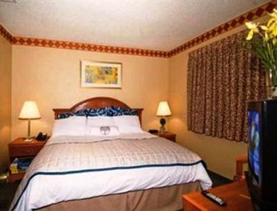 фото отеля Hawthorn Suites Northeast San Antonio
