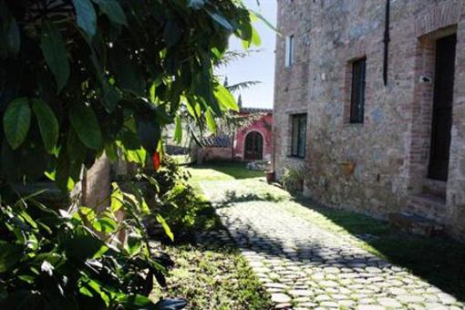 фото отеля La Grotta Di Montecchino Farm House Siena