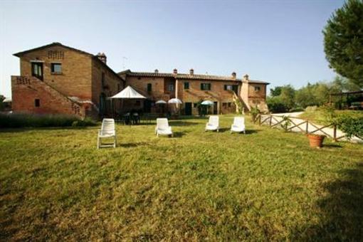 фото отеля La Grotta Di Montecchino Farm House Siena