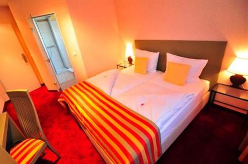 фото отеля Astra Hotel Dusseldorf