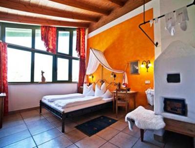 фото отеля Alte Und Neue Muhle Hotel Leutasch