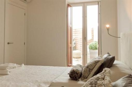 фото отеля Valencia Luxury Cirilo Amoros