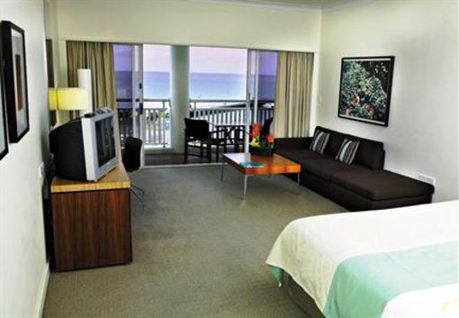 фото отеля Shangri La Hotel The Marina Cairns