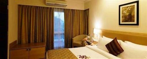 фото отеля Royal Orchid Golden Suites