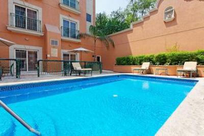 фото отеля Holiday Inn Express Galerias San Jeronimo