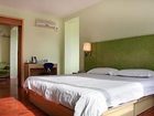 фото отеля Qingdao Renjia Business Hotel