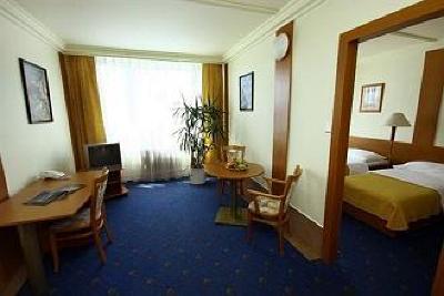 фото отеля Top Hotel Prague & Congress Center