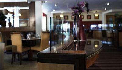 фото отеля Village Hotel Sandling Maidstone