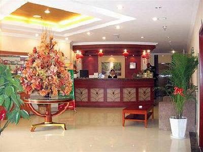 фото отеля Green Tree Inn (Zhenjiang Zhongshan West Road)