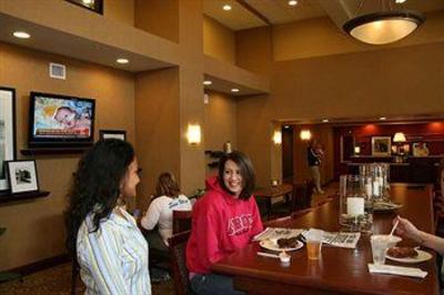 фото отеля Hampton Inn & Suites Brookings