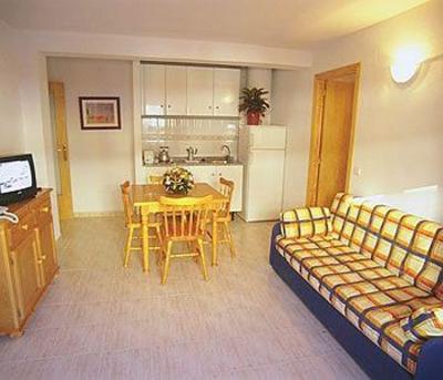фото отеля Apartamentos Avenida Benidorm