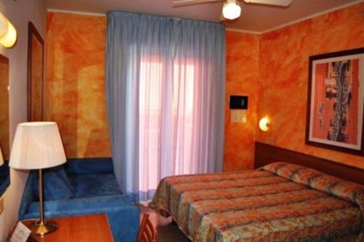 фото отеля Hotel Etna Caorle