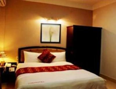 фото отеля Lux Hotel Phu Loc