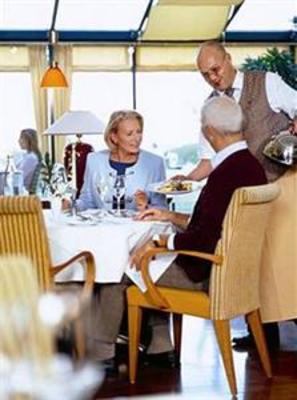 фото отеля Travel Charme OstseeHotel Kuhlungsborn