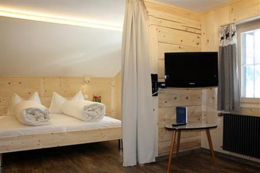 фото отеля Hotel Waldrand