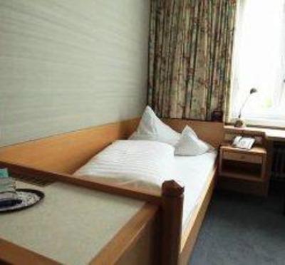 фото отеля Kneipp Kurhotel Kreuzer Bad Worishofen